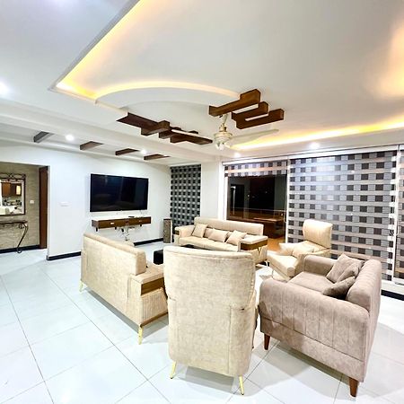 Penthouse 3Bedrooms - Luxury Apartment Hotel อิสลามาบัด ภายนอก รูปภาพ