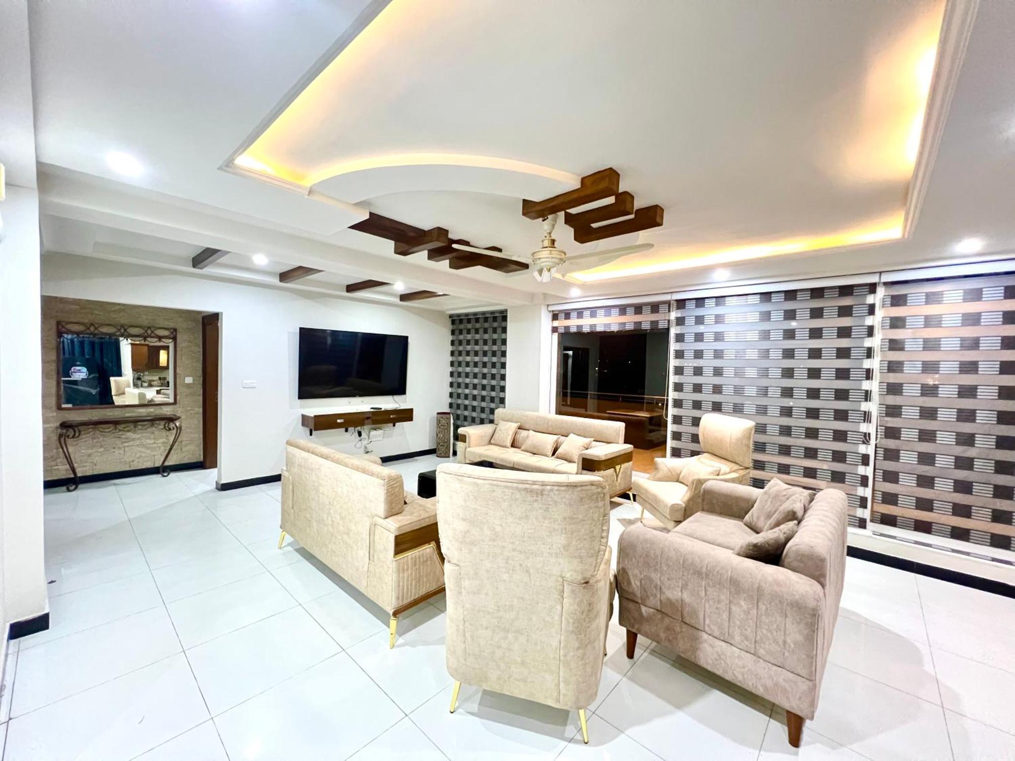 Penthouse 3Bedrooms - Luxury Apartment Hotel อิสลามาบัด ภายนอก รูปภาพ